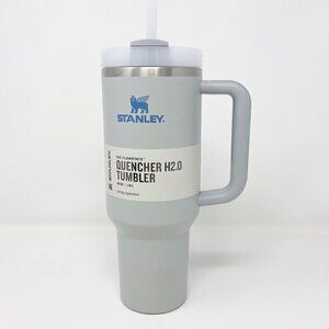 STANLEY | The Quencher H2.0 FLOWSTATE Tumbler 40 OZ Fog NWT